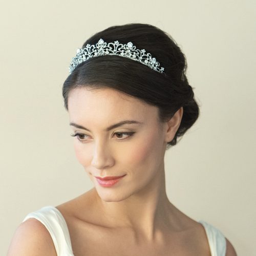 【正規品】Ivory & Co. アイボリー・アンド・コー Elizabeth エリザベス ブライダルティアラ ジルコニア シルバー 結婚式 アクセサリー (IC-T8)【結婚式　アクセサリー　ティアラ　ヘッドドレス　ヘアアクセサリー】