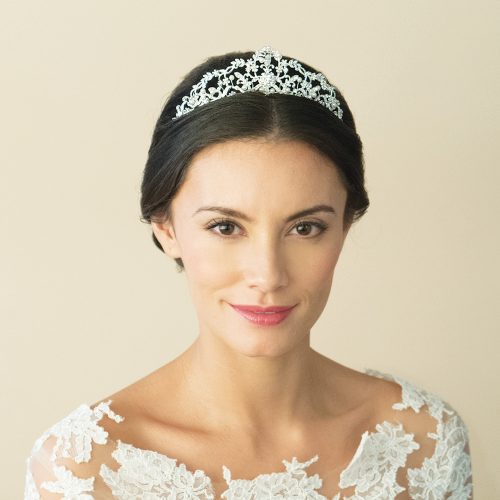 【レンタル】Ivory & Co. アイボリー・アンド・コー Charlotte シャーロット ブライダルティアラ クリスタル パール シルバー 結婚式 アクセサリー (IC-T9-R)【結婚式　アクセサリー　ティアラ　ヘッドドレス　ヘアアクセサリー】