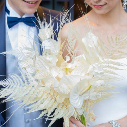 【生花×ドライMIX】都内近郊お届け無料 クラッチブーケ 白 アンスリウム ルナリア 【結婚式 フラワー ドライフラワー ブーケ ブートニア】