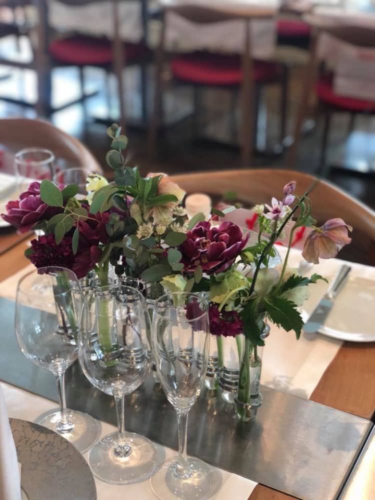 ゲストテーブル 【結婚式 フラワー 会場装花】