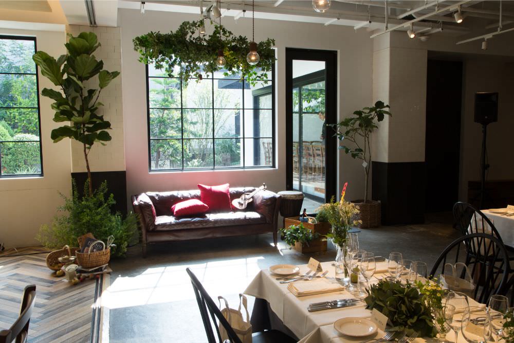 メイン ソファー周り装飾 【結婚式 フラワー 会場装花】