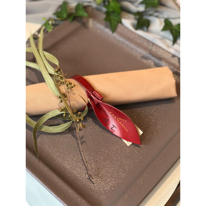 【結婚式 席札】レザーネームタグ “リーフ” CORDY限定【結婚式 ペーパー 席札】
