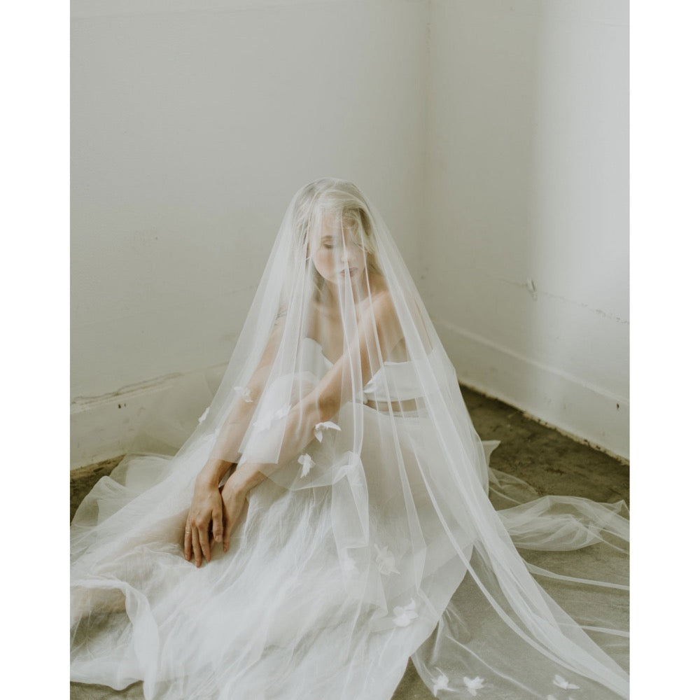 【A.B. ELLIE (エイビーエリー)】LUNA エレガントソフトチュール ウェディングベール 【結婚式 ベール】