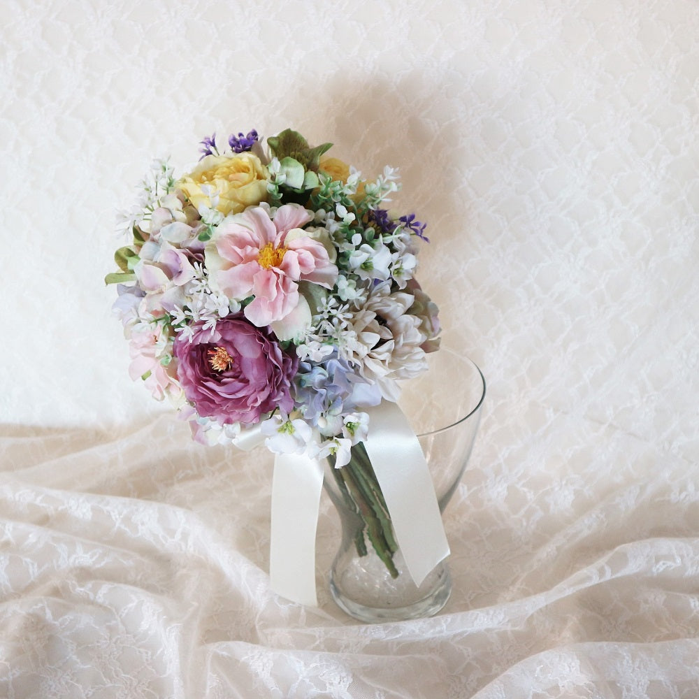 造花】パステルミックスのクラッチブーケ&ブートニアSet 【結婚式