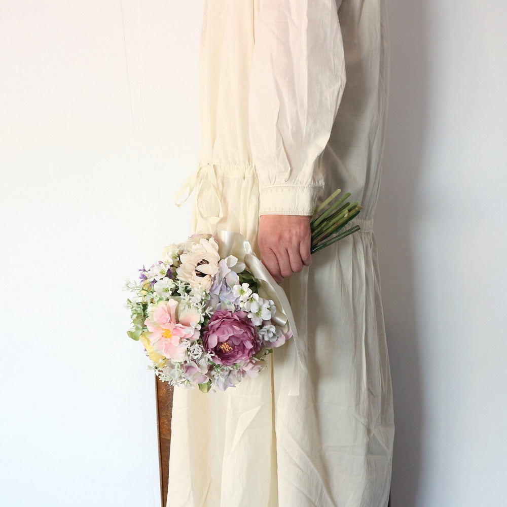 【造花】パステルミックスのクラッチブーケ&ブートニアSet 【結婚式 フラワー 造花 ブーケ ブートニア】