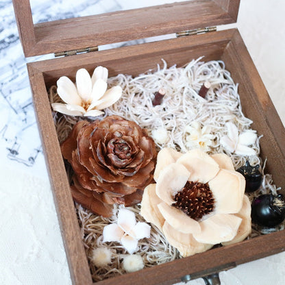 ナチュラルフラワーのボックスリングピロー 【結婚式 リングピロー】