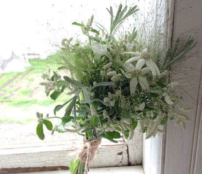 【生花】SIB bouquet natural / white X green　【結婚式　フラワー　生花　ブーケ　ブートニア】