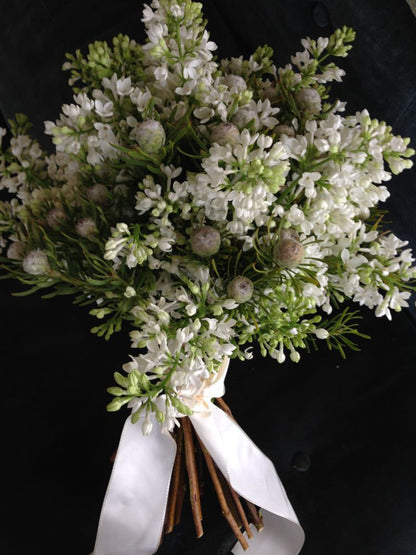 【生花】SIB bouquet natural / white X green 【結婚式 フラワー 生花 ブーケ ブートニア】