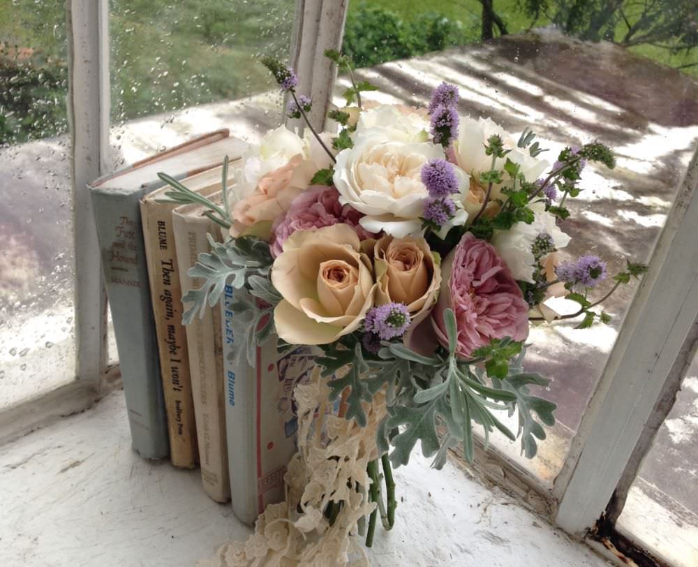 【生花】SIB bouquet natural / coloured 【結婚式 フラワー 生花 ブーケ ブートニア】