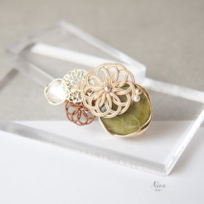 水引ヘアクリップ 透かし花躍る 五箇山和紙 抹茶×ベージュ 【結婚式 和装 アクセサリー】