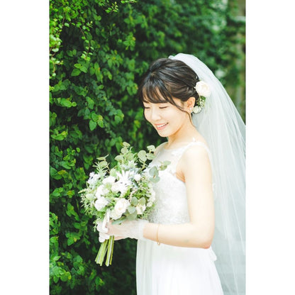 【造花】オーダーメイド / アーティフィシャルフラワーのクラッチブーケ ブートニア付 【結婚式 フラワー 造花 ブーケ ブートニア オーダーメイド】