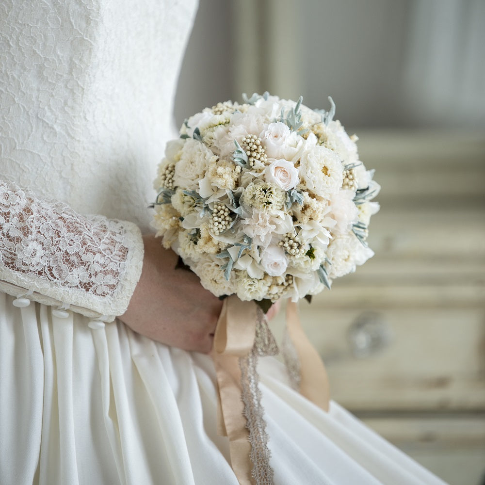 【プリザーブド】アイボリー ラウンドブーケ・ブートニア 【結婚式 フラワー ドライフラワー ブーケ ブートニア】