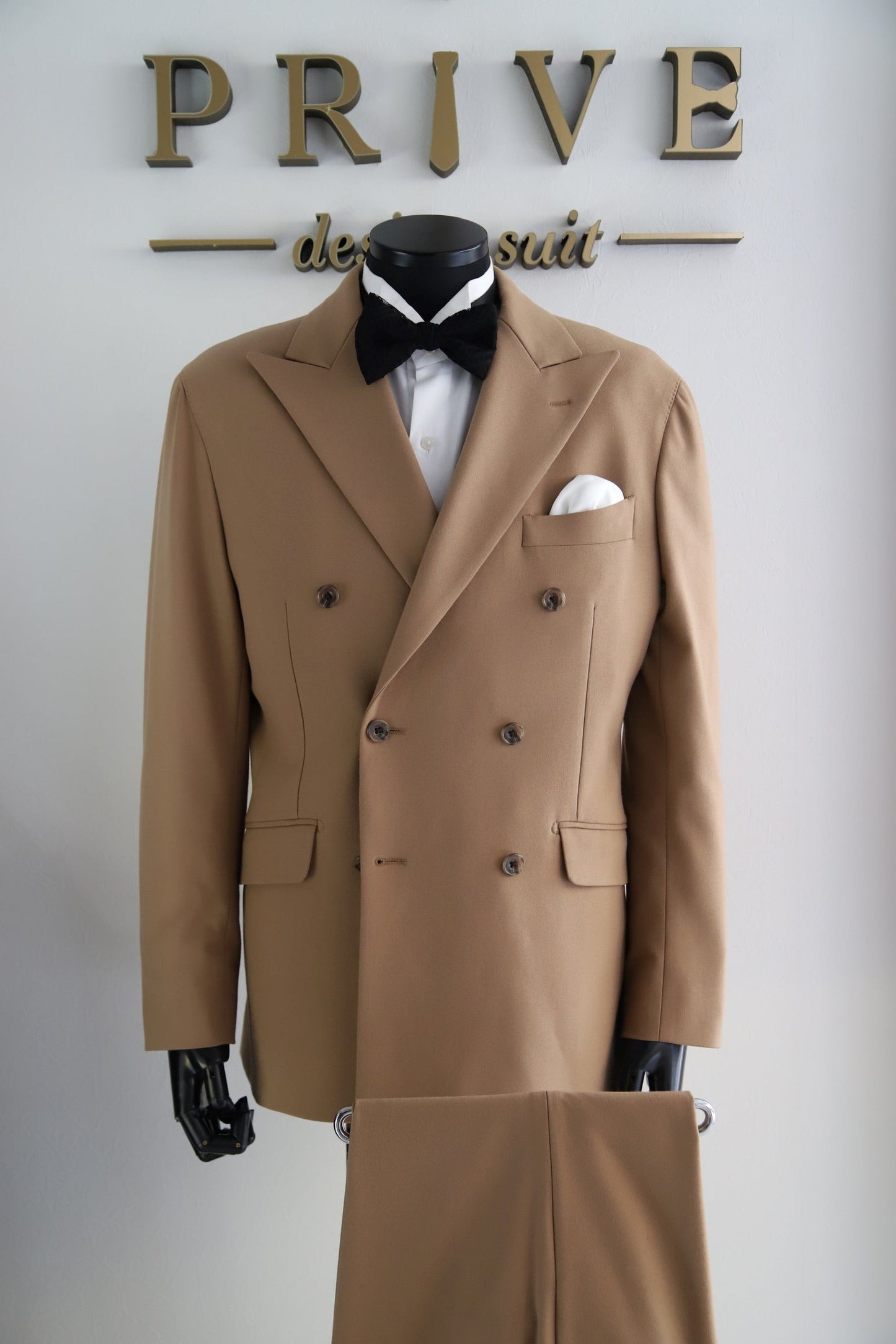 ベージュダブルスーツ【結婚式 タキシード レンタル】