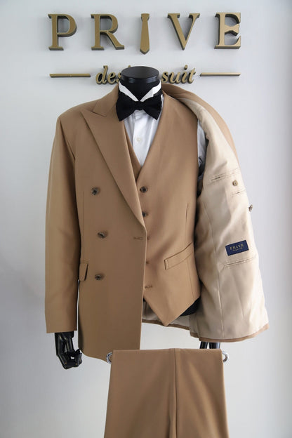 ベージュダブルスーツ【結婚式 タキシード レンタル】