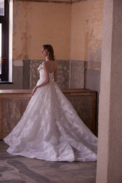 it0055 (Breeze / Ivory)