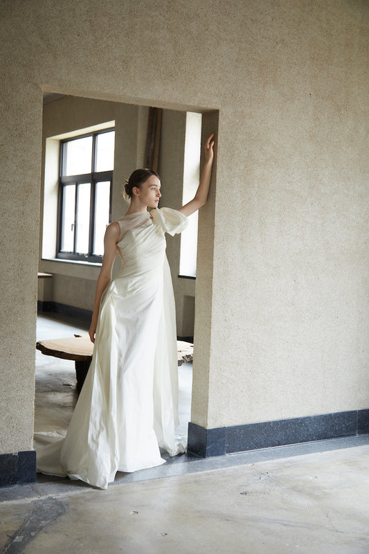 it0056 (Moonlight / Ivory)