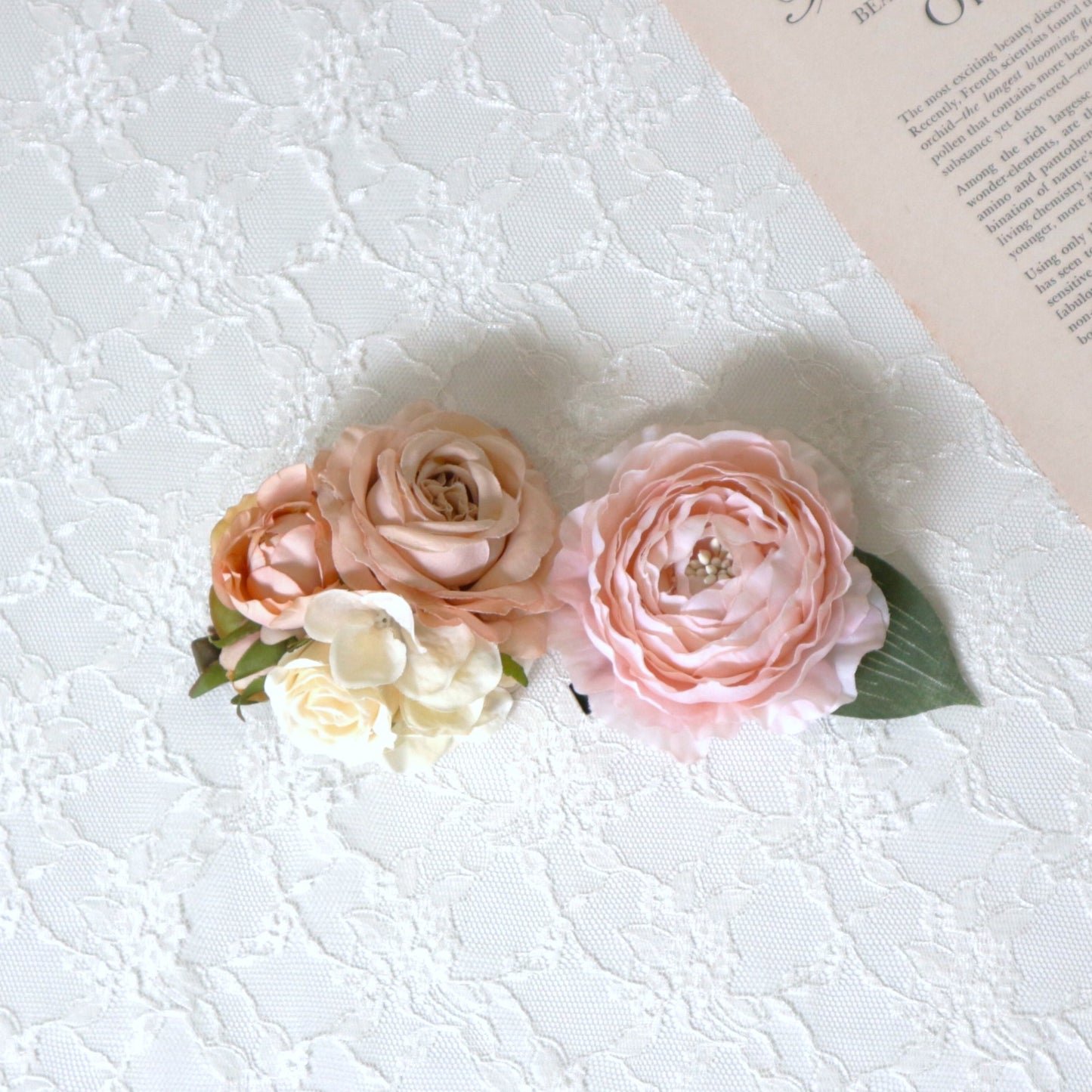 【2点セット】ラナンキュラスとアンティークローズのヘッドドレス【結婚式 アクセサリー ヘッドドレス】