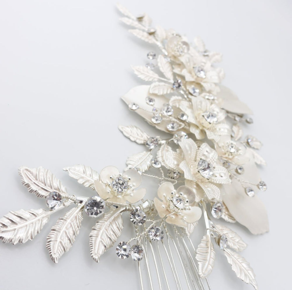 【ヘッドドレス】小枝 プラチナメタル フラワー&リーフ ブライダルアクセサリー 【結婚式 ヘアアクセサリー】