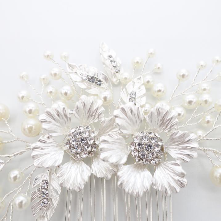 【ヘッドドレス】小枝フラワーパール ブライダルアクセサリー 【結婚式 ヘアアクセサリー】