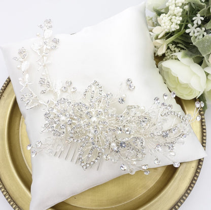 【ヘッドドレス】華やか シルバー リーフ ビジュー ボンネ ブライダルアクセサリー 【結婚式 ヘアアクセサリー】