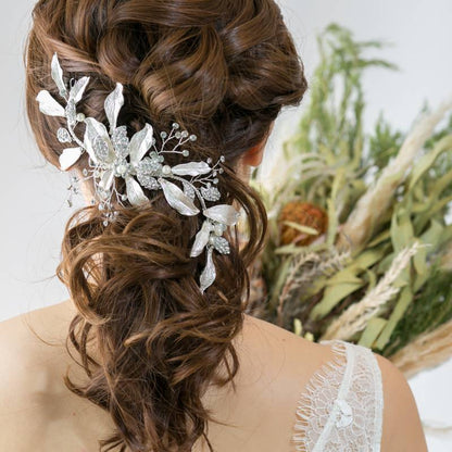 【ヘッドドレス】華やか マット&ラインストーン リーフ ブライダルアクセサリー 【結婚式 ヘアアクセサリー】