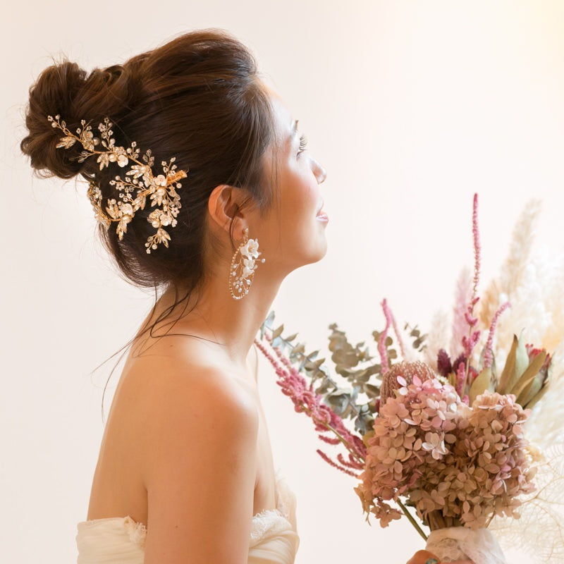 【ヘッドドレス】華やか 小枝 フラワー バレッタ ゴールド/ブライダルアクセサリー 【結婚式 ヘアアクセサリー】