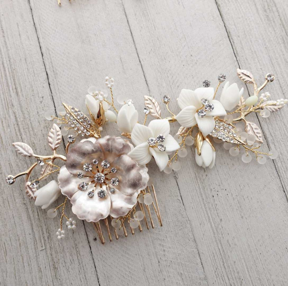 【ヘッドドレス】小枝 ゴールド & ホワイト フラワー 3P ブライダルアクセサリー 【結婚式 ヘアアクセサリー】