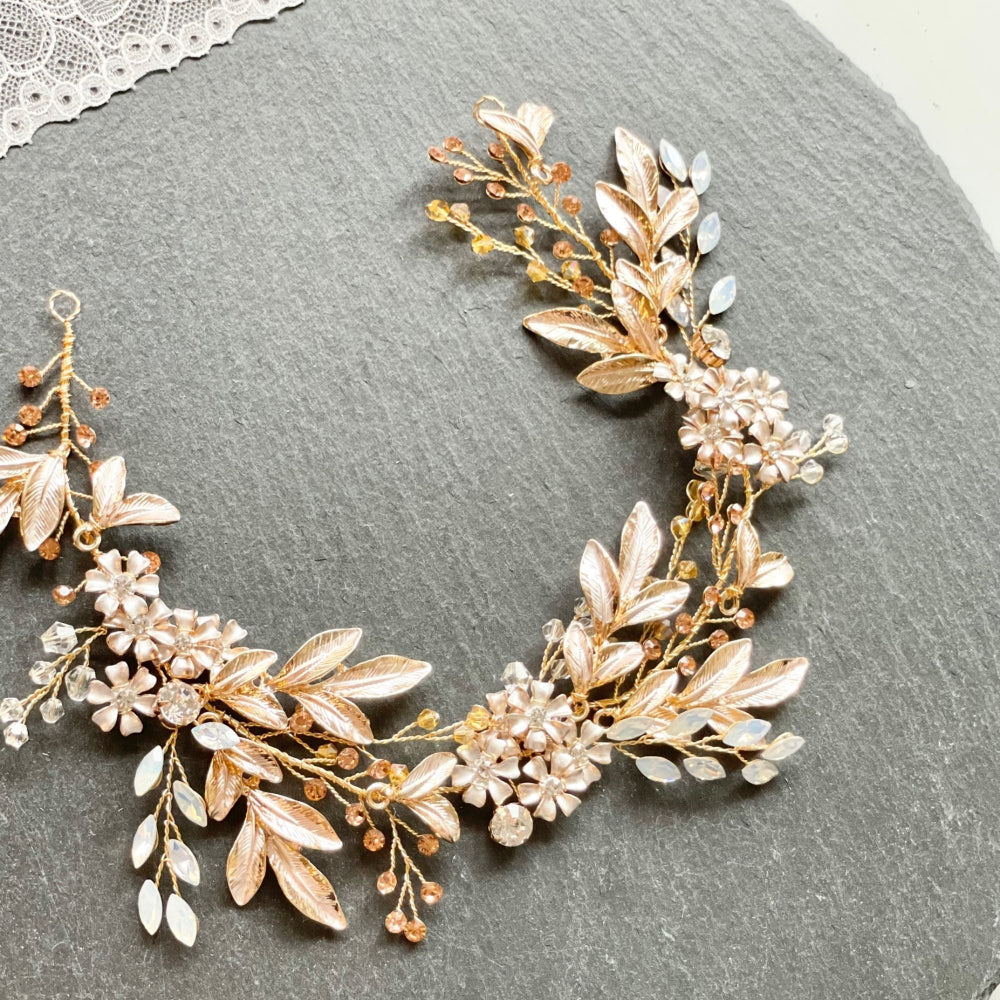 SAZABYBY専用 ヘアアクセサリー　ヘッドドレス ゴールド ヘッドドレス】小枝 ボタニカル リーフ ゴールド ブライダル