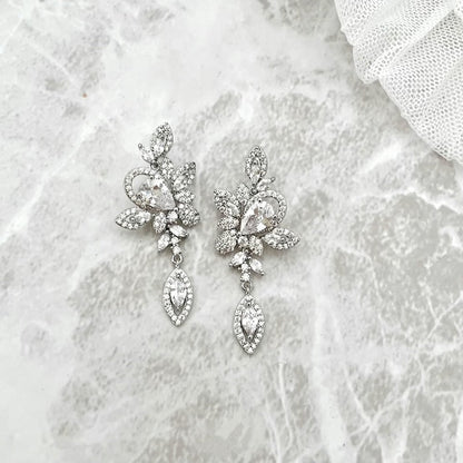 【ピアス・イヤリング】priere ジルコニアブライダルピアス 【結婚式 ピアス イヤリング】