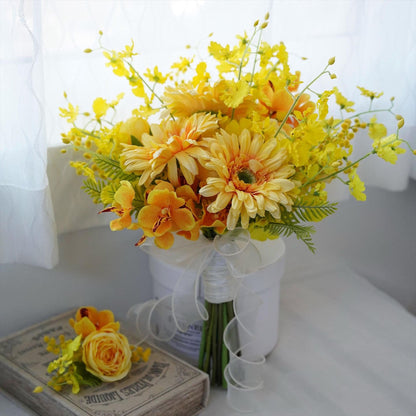 ガーベラとオンシジュームのイエローブーケ【結婚式　フワラー　アーティフィシャルフラワー　ブーケ　ブートニア】