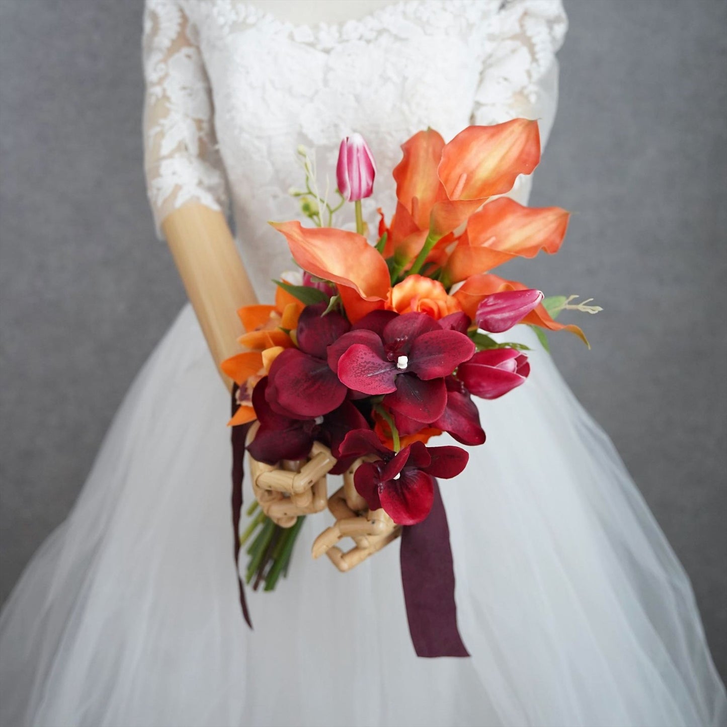 オレンジとボルドーのアームブーケ【結婚式　フワラー　アーティフィシャルフラワー　ブーケ　ブートニア】