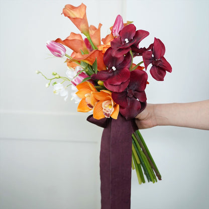 オレンジとボルドーのアームブーケ【結婚式　フワラー　アーティフィシャルフラワー　ブーケ　ブートニア】