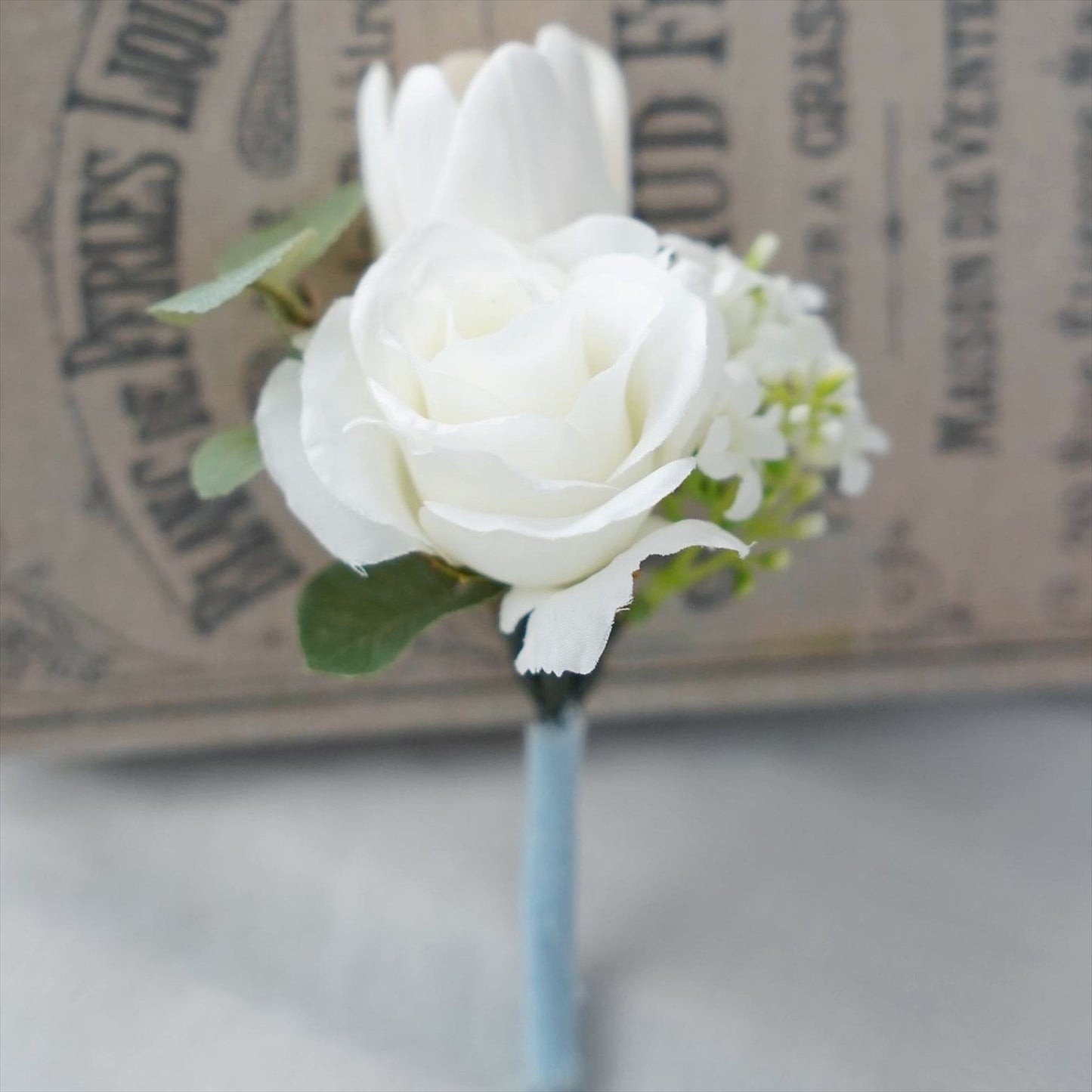 チューリップのホワイトグリーンブーケ【結婚式　フワラー　アーティフィシャルフラワー　ブーケ　ブートニア】