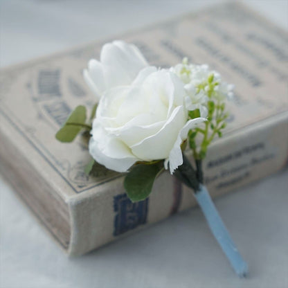 チューリップのホワイトグリーンブーケ【結婚式　フワラー　アーティフィシャルフラワー　ブーケ　ブートニア】