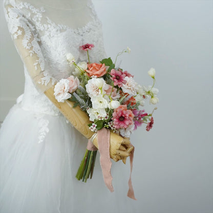 ニュアンスカラーのエアリーブーケ【結婚式　フラワー　造花　ブーケ　ブートニア】