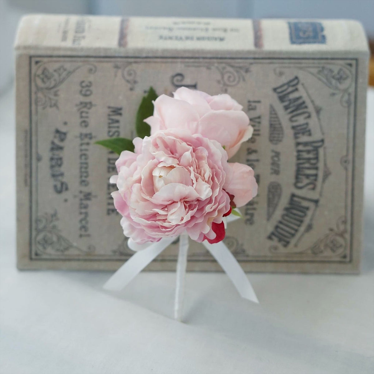 ピンク芍薬とバラのラウンドブーケ【結婚式　フラワー　造花　ブーケ　ブートニア】