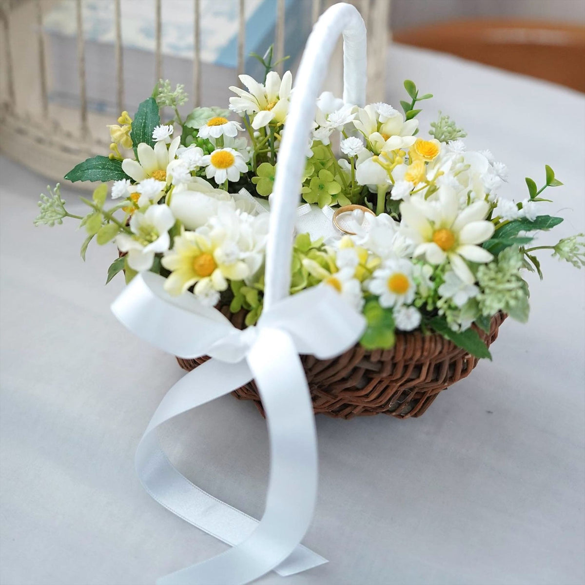 黄色のデージーとカスミソウのリングピロー【結婚式　リングピロー】