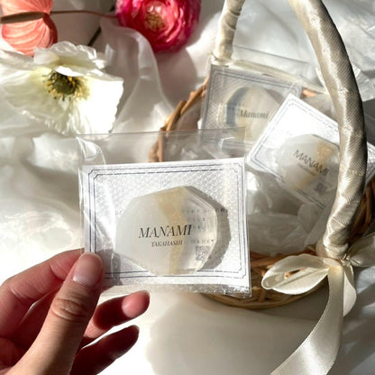 【YURAM席札石鹸】4種類の宝石石鹸と花の香りのハンドソープ（ランダムカラー）