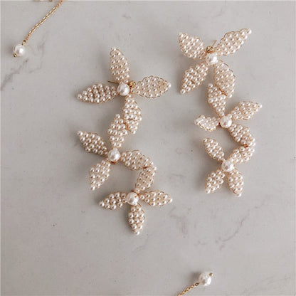 【ピアス・イヤリング】Elizabeth flower ウェディング ブライダルアクセサリー ピアス/ イヤリング [ AM-133 ]【結婚式 ピアス イヤリング】