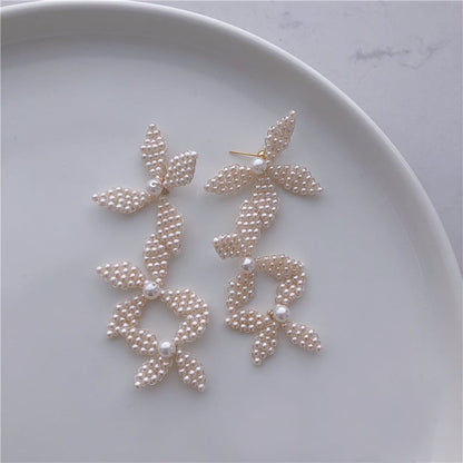 【ピアス・イヤリング】Elizabeth flower ウェディング ブライダルアクセサリー ピアス/ イヤリング [ AM-133 ]【結婚式 ピアス イヤリング】