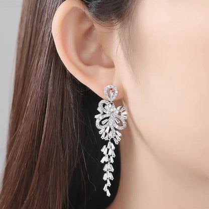 【ピアス・イヤリング】Ella tassel ウェディング ブライダルアクセサリー ピアス / イヤリング [ AM-120 ]【結婚式 ピアス イヤリング】