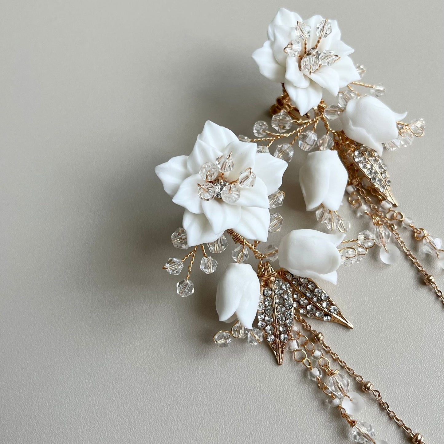 【イヤリング】Meaghan flower ウェディングアクセサリー イヤリング [ AM-94 ]【結婚式 ピアス イヤリング】