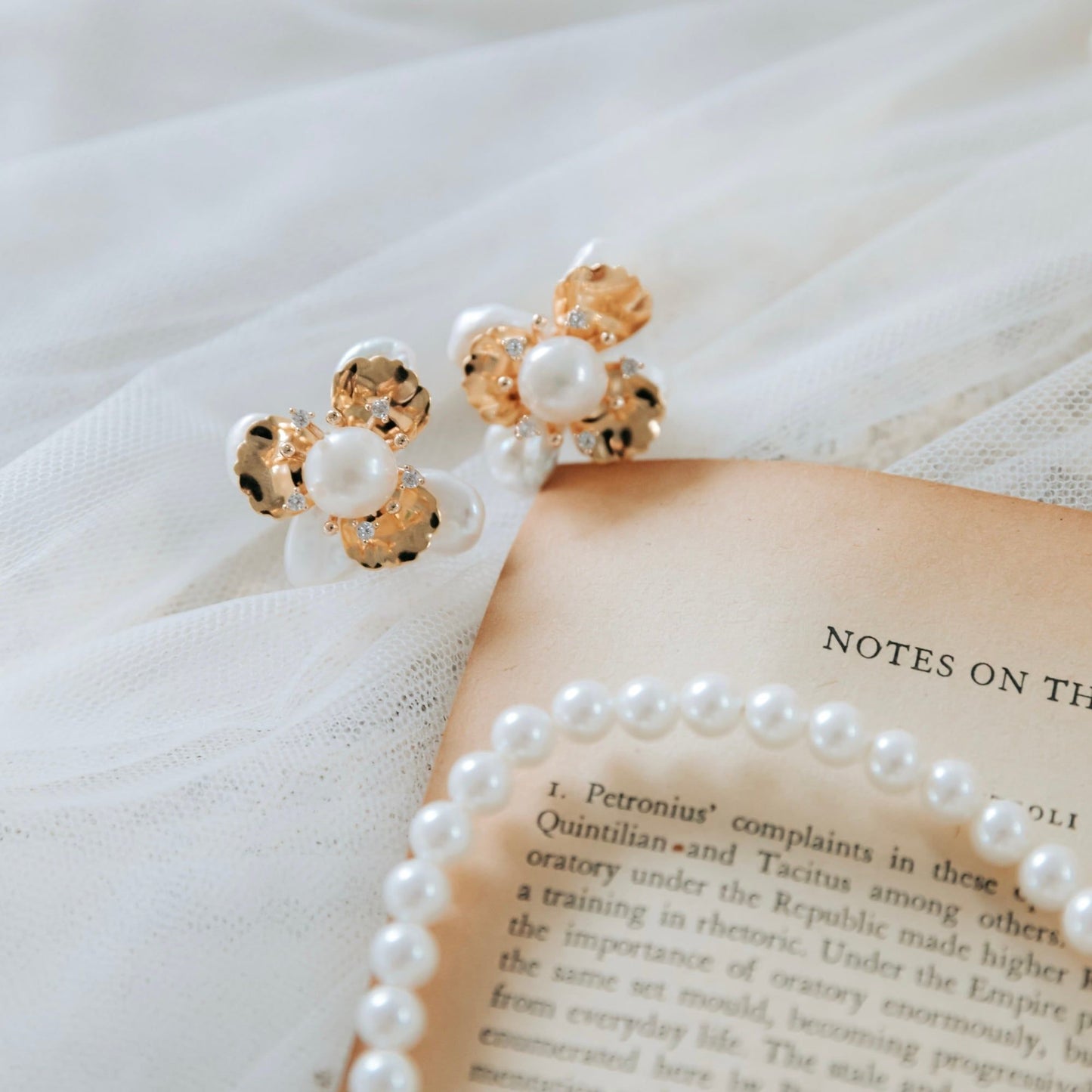 【イヤリング】Madeline flower ウェディングアクセサリー イヤリング [ AM-83 ]【結婚式 ピアス イヤリング】