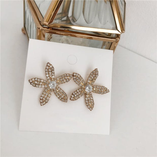 【ピアス・イヤリング】Scarlett flower ウェディングアクセサリー ピアス / イヤリング [ AM-79 ]【結婚式 ピアス イヤリング】