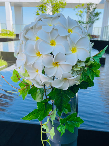 プルメリアブーケ「Lea」喜び&幸福 
【結婚式 フラワー 造花 ブーケ ブートニア】