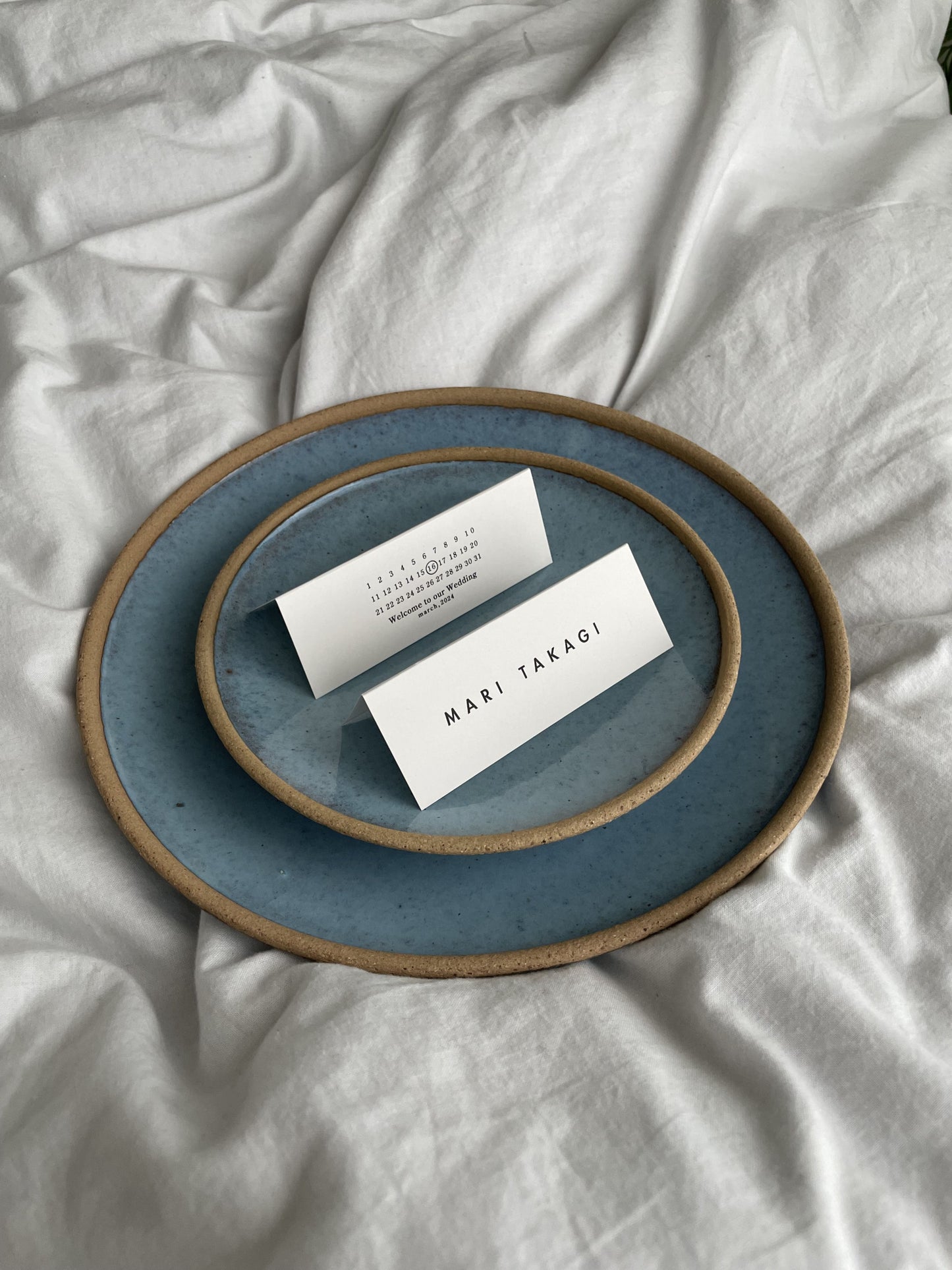 スマートな席札【結婚式 ペーパー 席札】