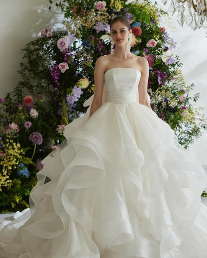 レフェクチュール　「イーリス」【結婚式 ウェディングドレス レンタル】