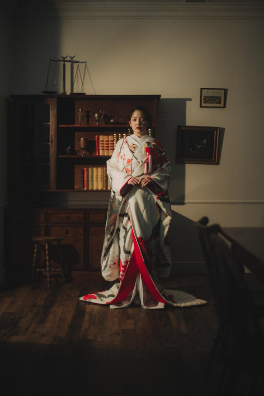 白練春華梅図【結婚式 和装 色打掛 レンタル】