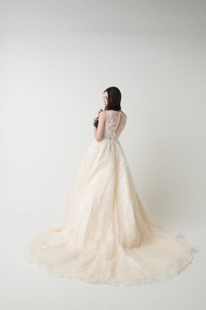 Céleste【結婚式 ウェディングドレス レンタル】
