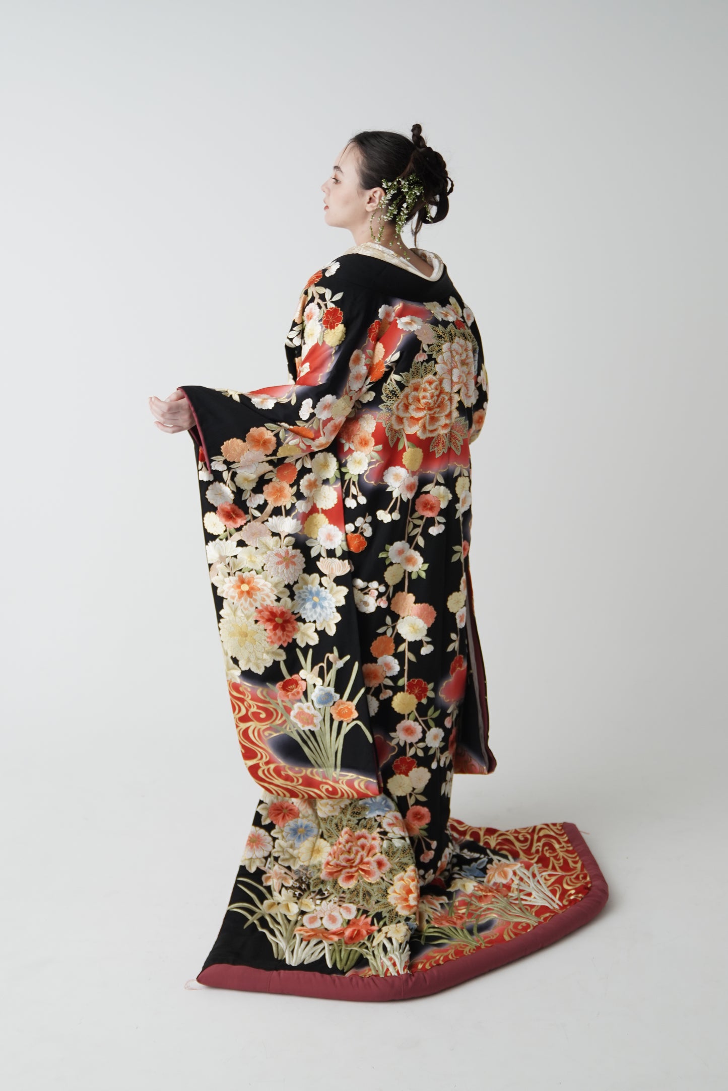 黒に咲く 百花爛漫